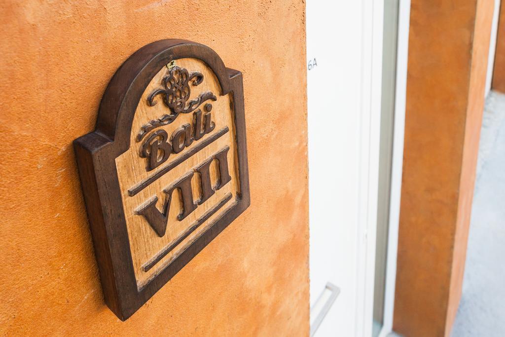 Vista Roses Mar - Villas Batik Exterior photo